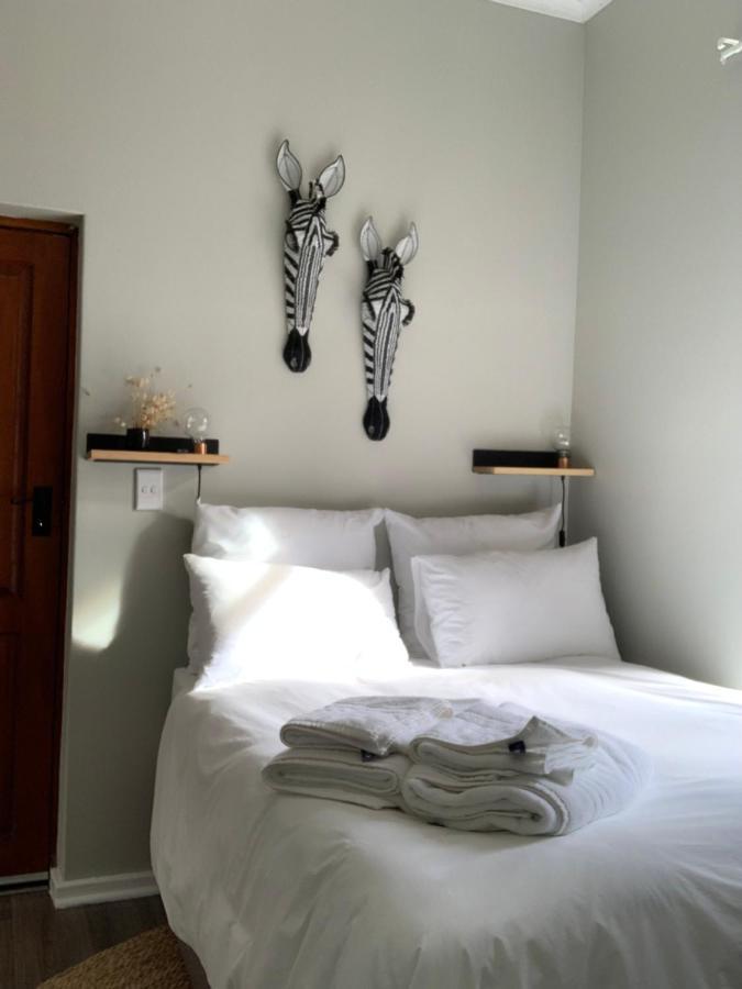 Solar Powered - Heart Of Constantia2 Apartment Кейптаун Екстериор снимка